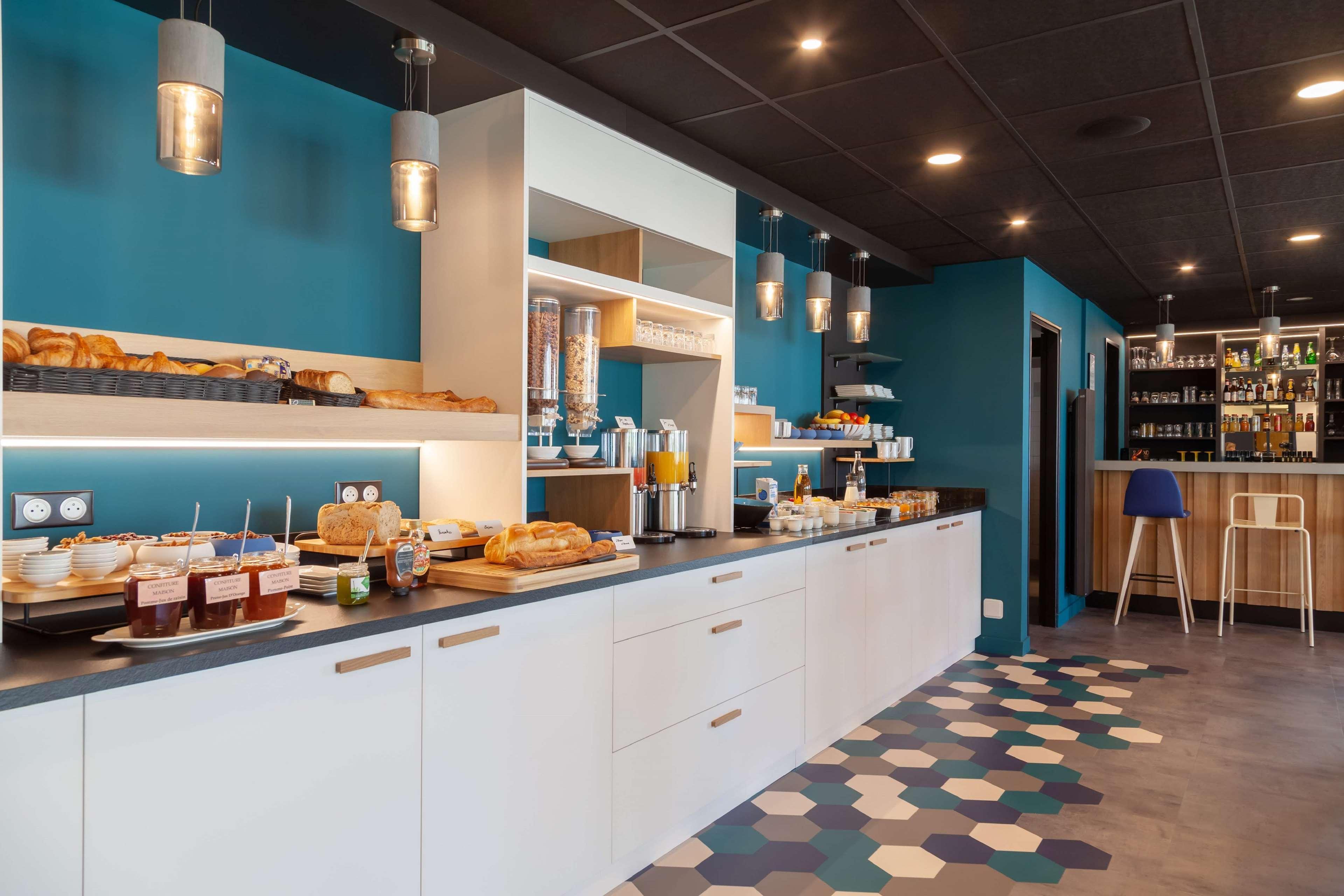 Kyriad Niort-Espace Mendesfrance Dış mekan fotoğraf